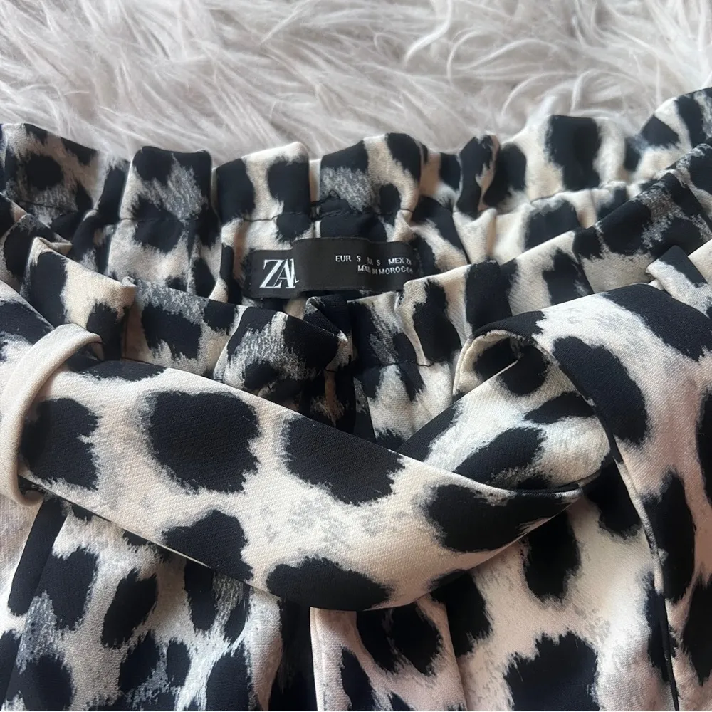 ZARA black leopard belted shorts - Image 5