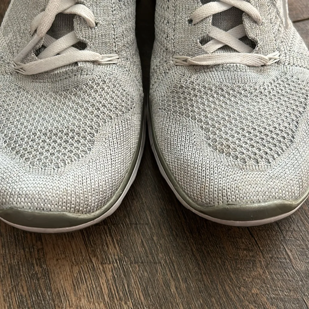 Nike Free TR Flyknit 5.0  Women’s‎ 804534-003 Fabric Athletic Running Shoes S 8 - Image 2