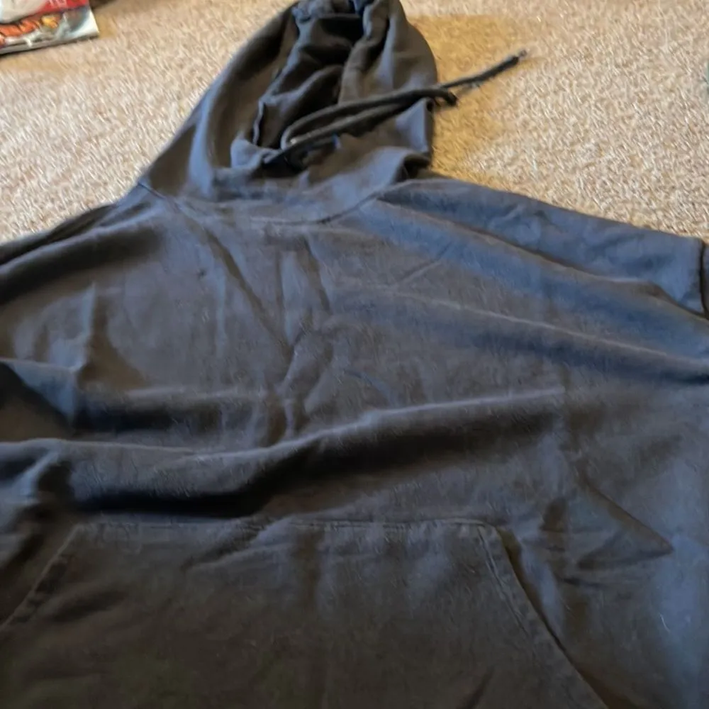 Fabletics small grey hoodie - Image 5