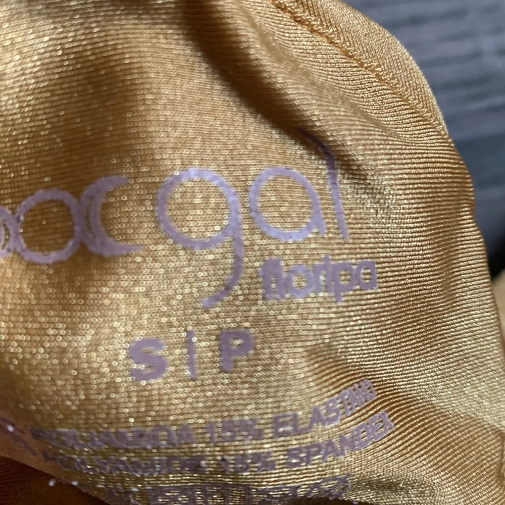 Golden bikini top - Image 5