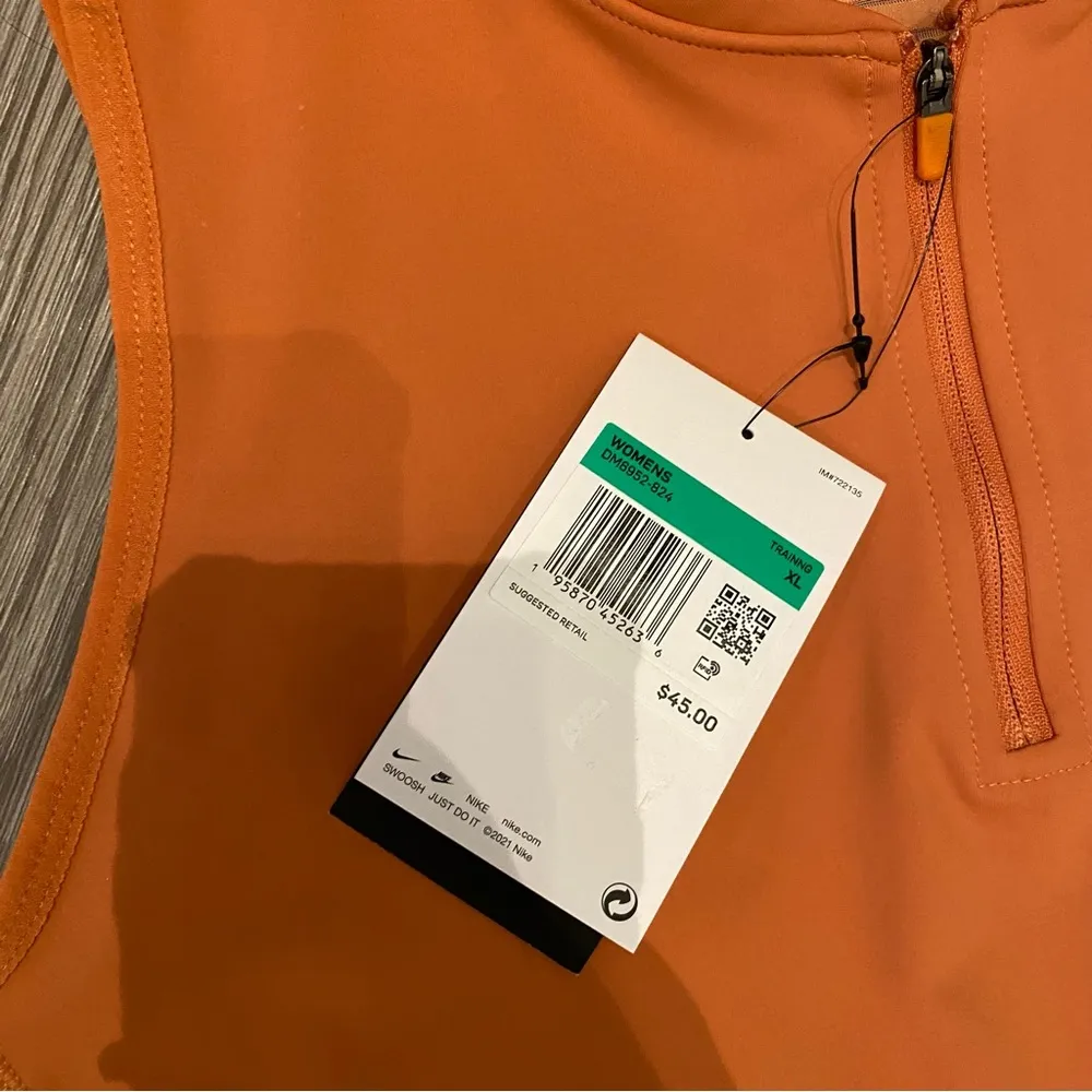 NWT-  Women's Pro Dri-FIT Cropped Tank Top - orange - XL (extra large) - Image 5