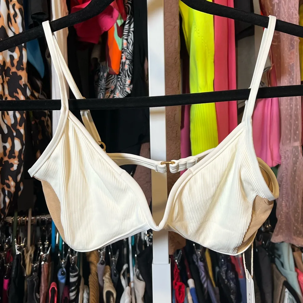 NWT cream L SPACE MACEY BIKINI top only - Image 4