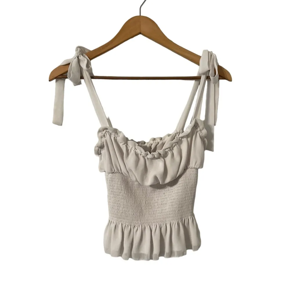 Aritzia Wilfred White Ruffle Smocked Top Blouse - Image 6
