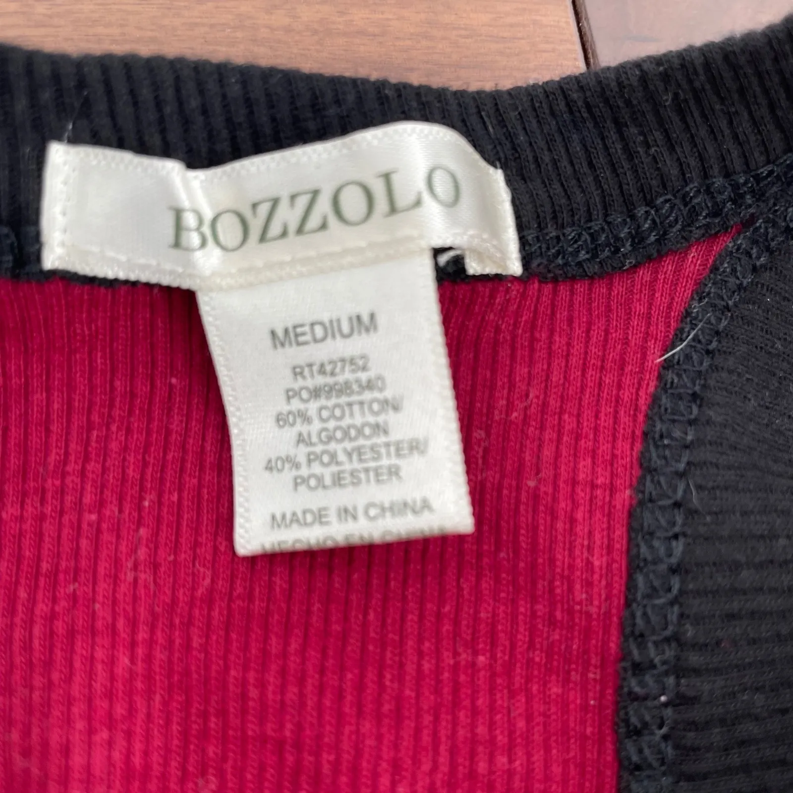 BOZZOLO Ribbed Burgundy Black Trim Racerback Tank Top Size Medium - Image 3