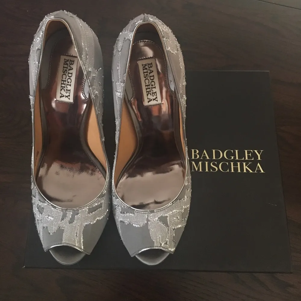 Badgley Mischka Platform pumps - Image 2