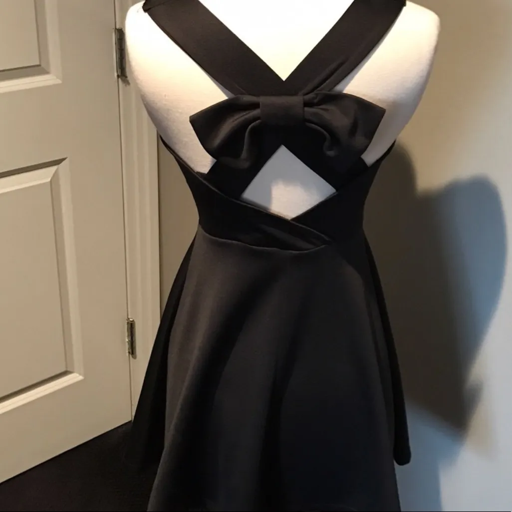 Black Dress with Back Bow - Image 8