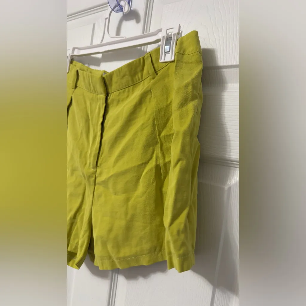 Vibrant High Waist Lime Shorts Green Size L - Image 3