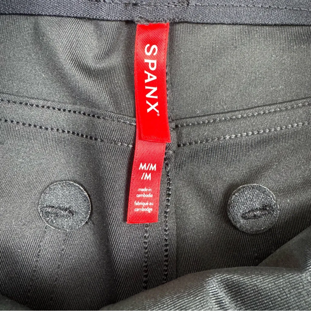 SPANX Black Faux Leather Luxe Black Slim Straight Leg Pant 20528R Size Medium - Image 4