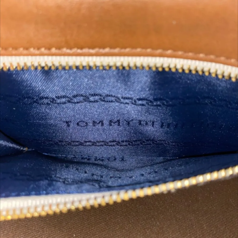 Tommy Hilfiger Gold-Tone Monogram Flap Wallet - Image 8