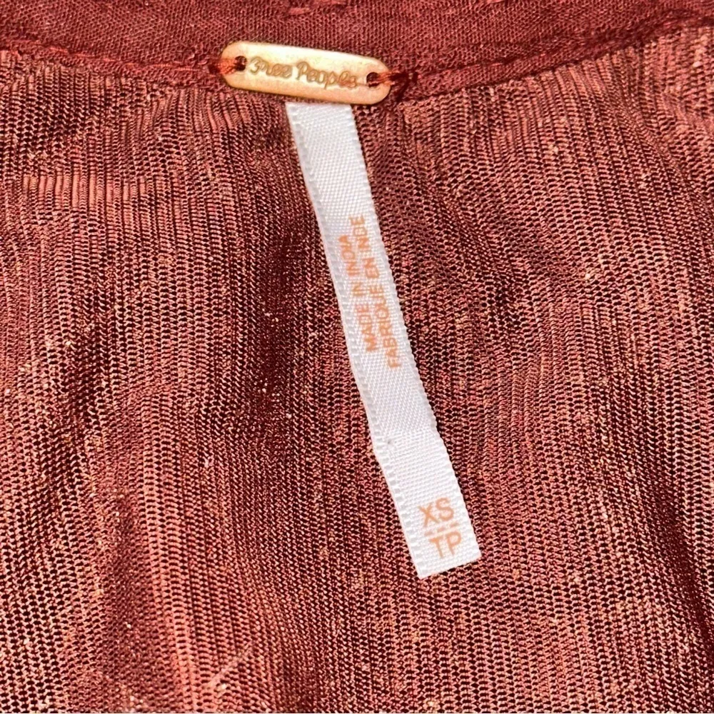 Free People Women’s Size XS Red Embroidered Canyon Rose Button Up Shirt - Image 10