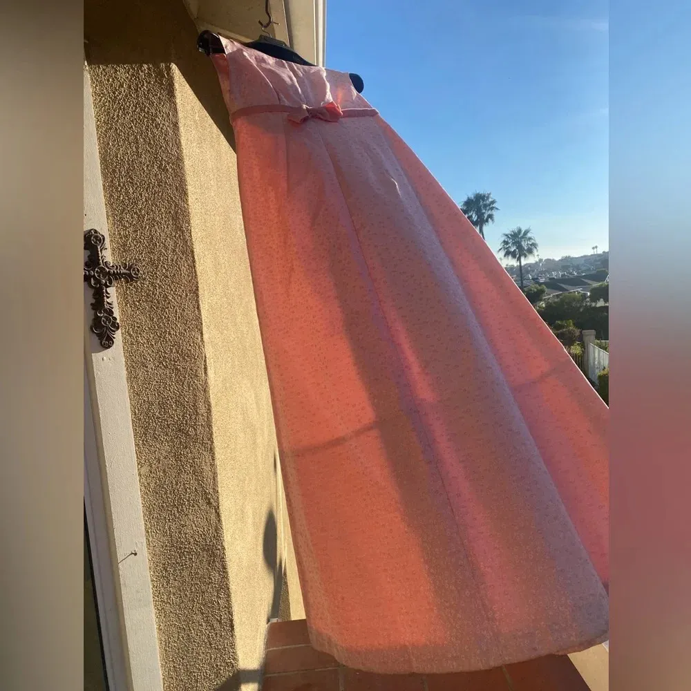 Beautiful Vintage pink taffeta handmade formal dress perfect for prom - Image 6