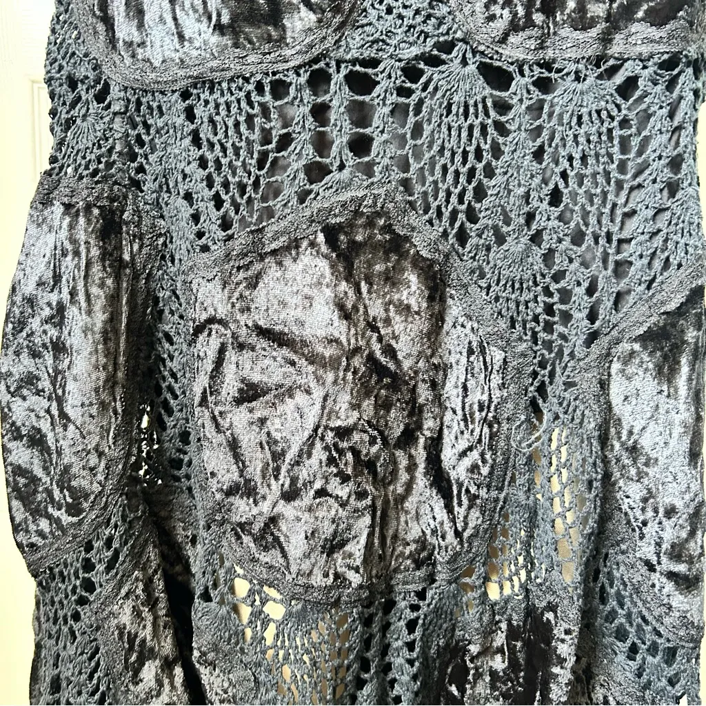 Elegant Black Lace Maxi Skirt - Image 2