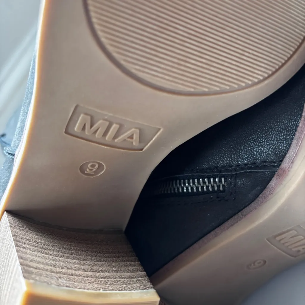 MIA Barby Bootie Black Brushed Block Heel Ankle Boots Size 9‎ - Image 8