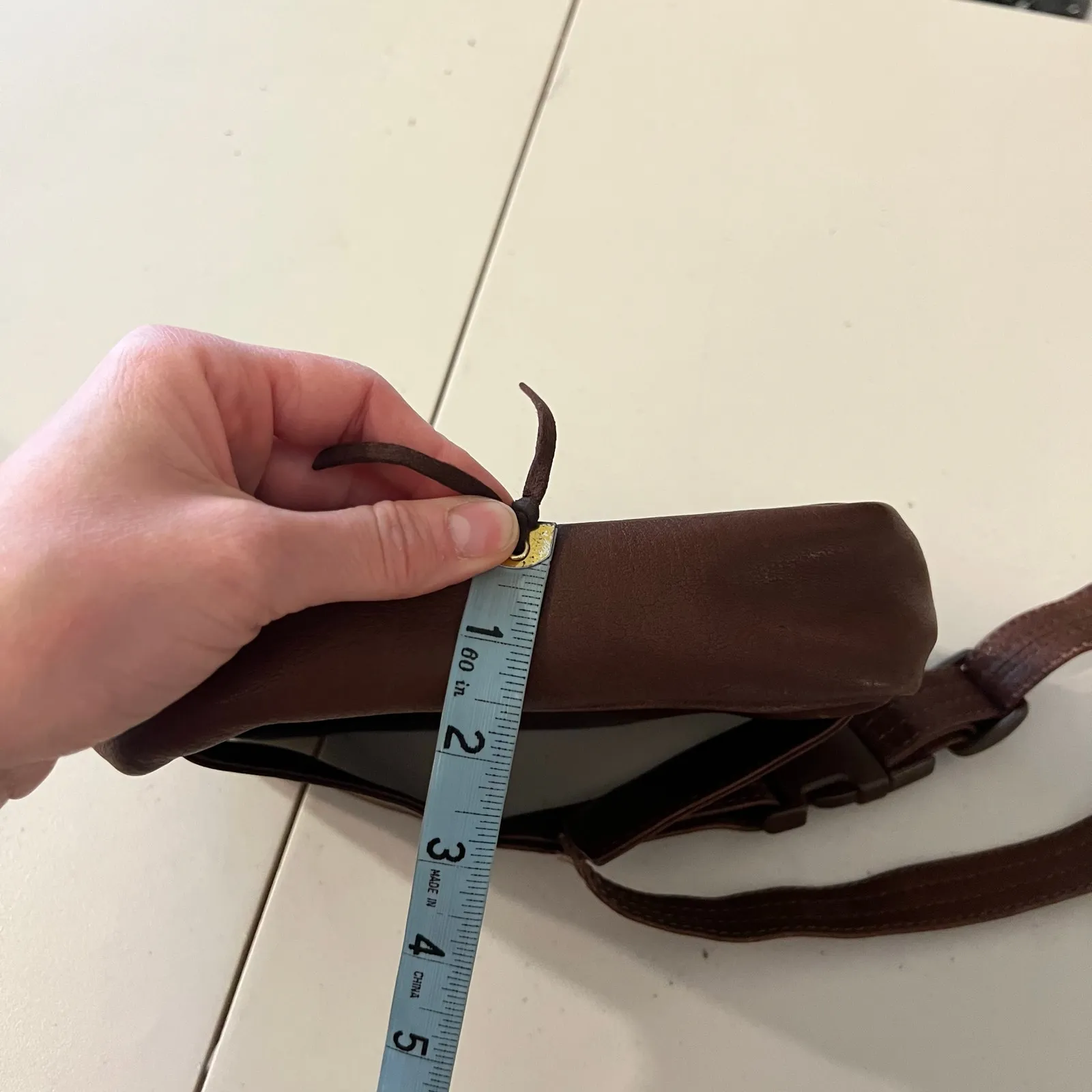 Brown Vintage 90s Soft Genuine Leather Zipper Small Crossbody Fanny Pack Bag - Image 12