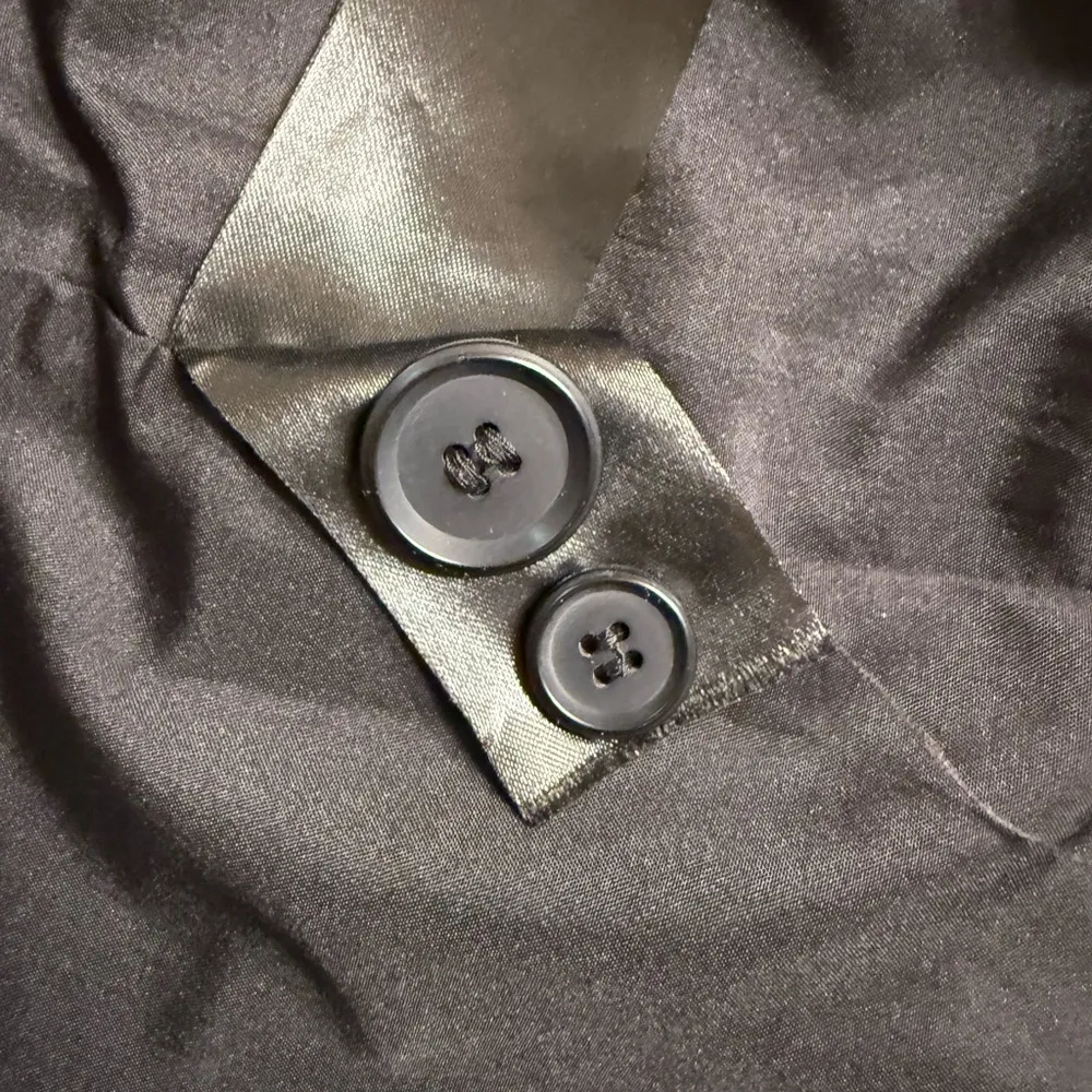 H & M Plaid Women's Blazer - Image 6