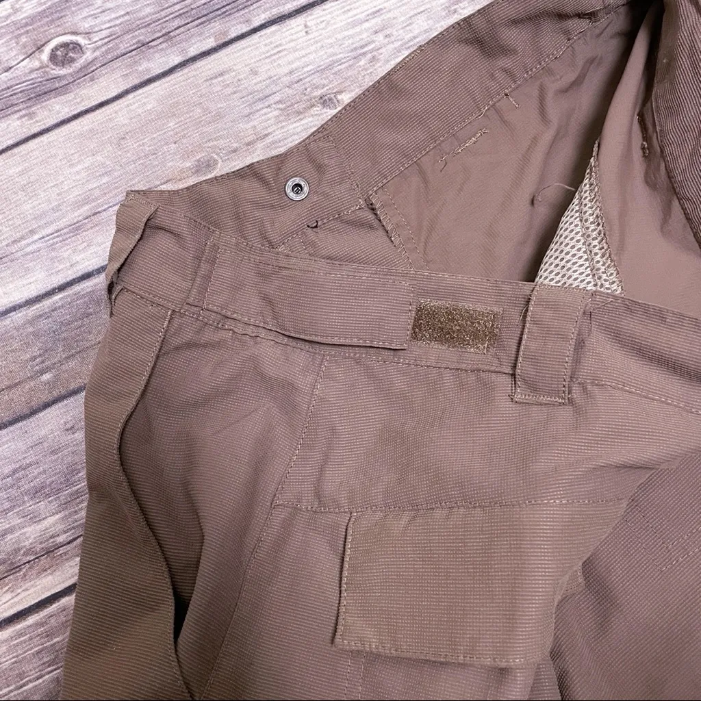 Trespass Adventure Travel Hiking Convertible Pants - Image 8