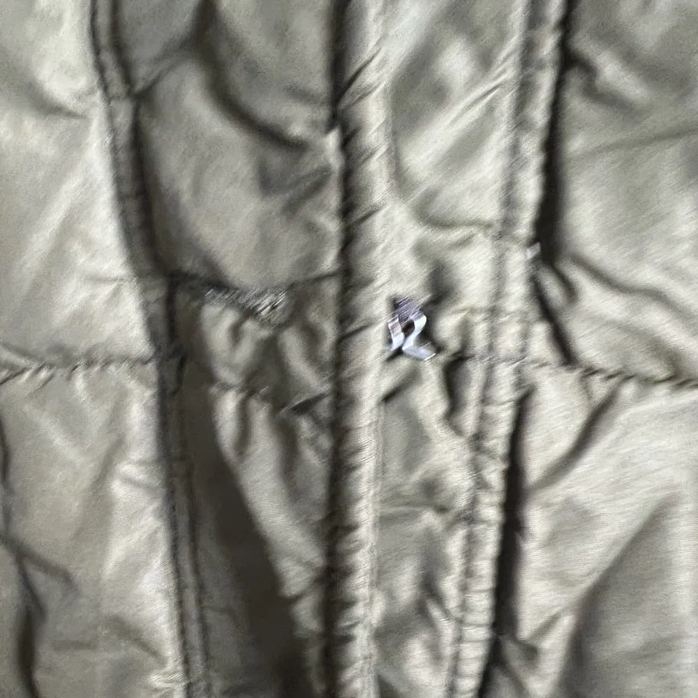 Vintage Bill Blass Olive Green Down Insulated Nylon Quilted Jacket Size L - Image 8