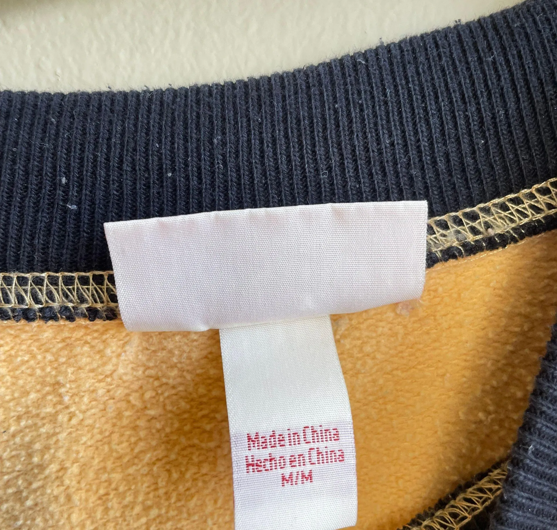 Vintage Crewneck Multiple Size M - Image 3