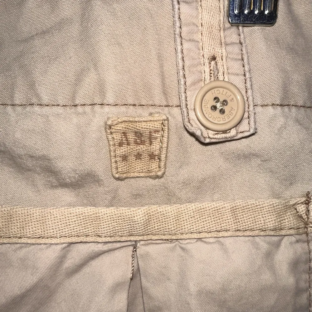 Abercrombie & Fitch Y2K Mid Rise Convertible Cargo Pants Tan Large Wide Leg - Image 3