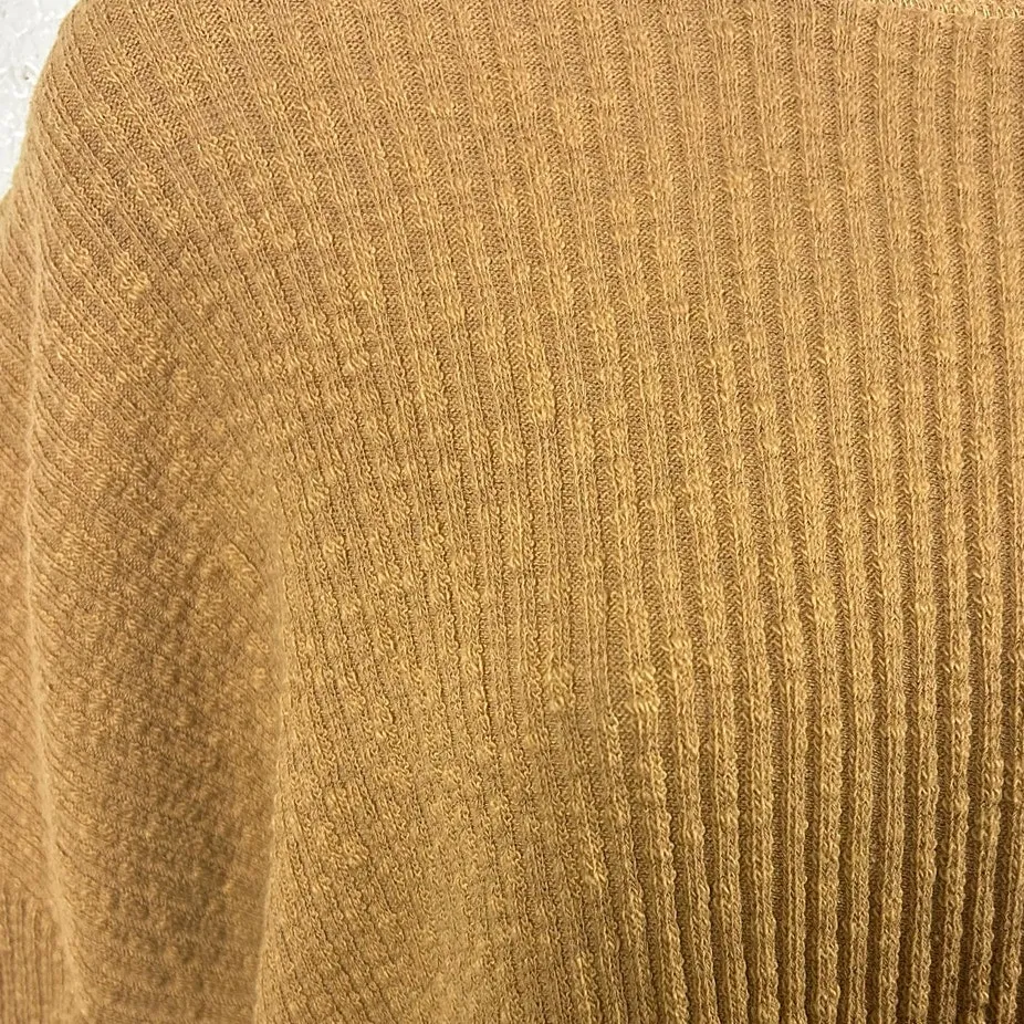 Billabong Cozy Up Ribbed Gold Sweater size M - Image 8