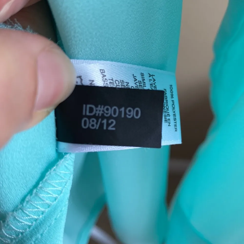 Express xs mint green turquoise button down blouse semi sheer business casual - Image 12