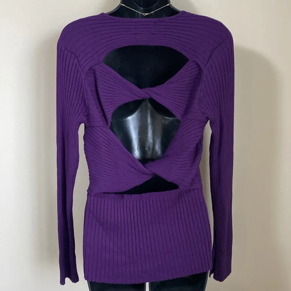 Future collective purple ribbed sweater size xL - Image 2