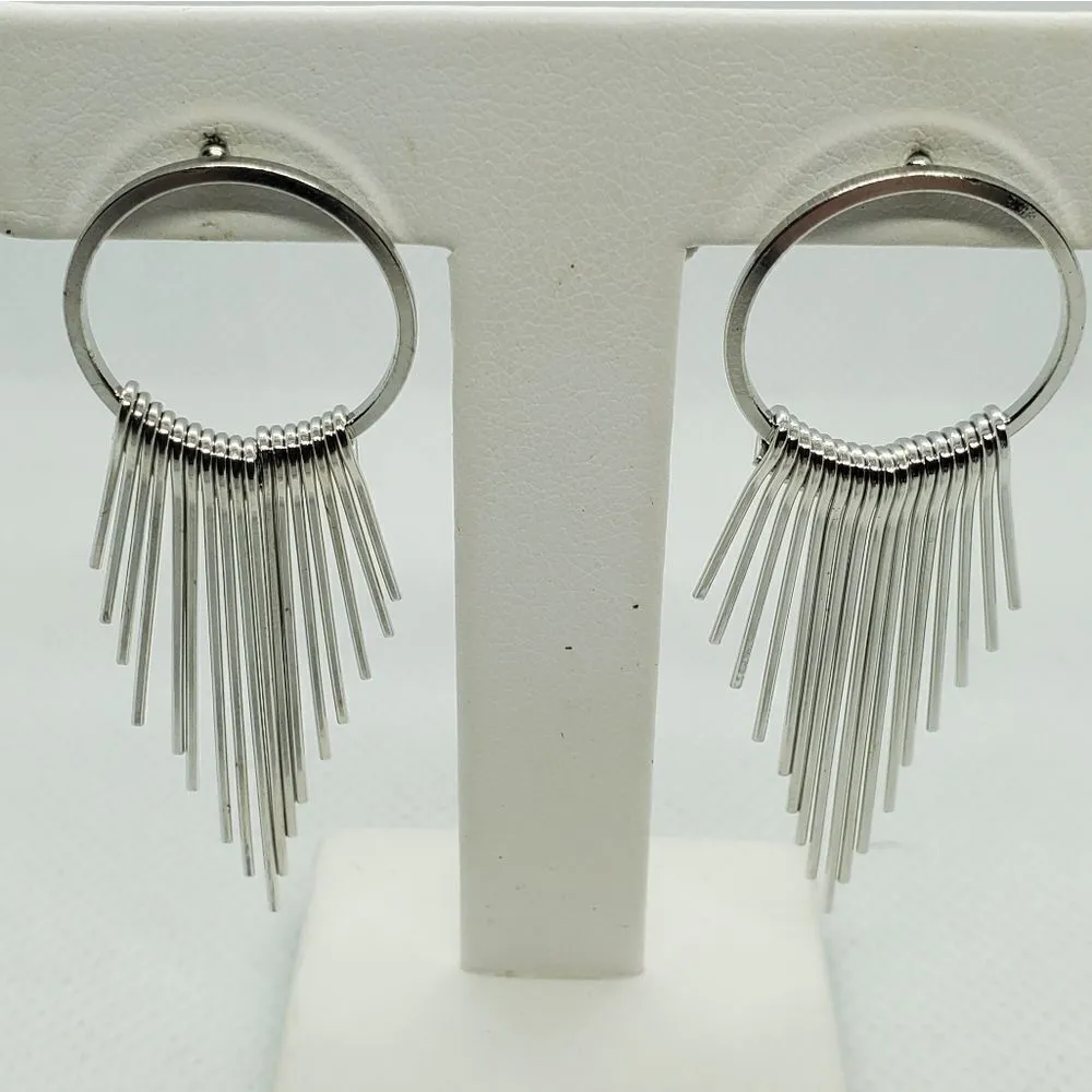 NIB Silver Dangling Earrings Silver - Image 3