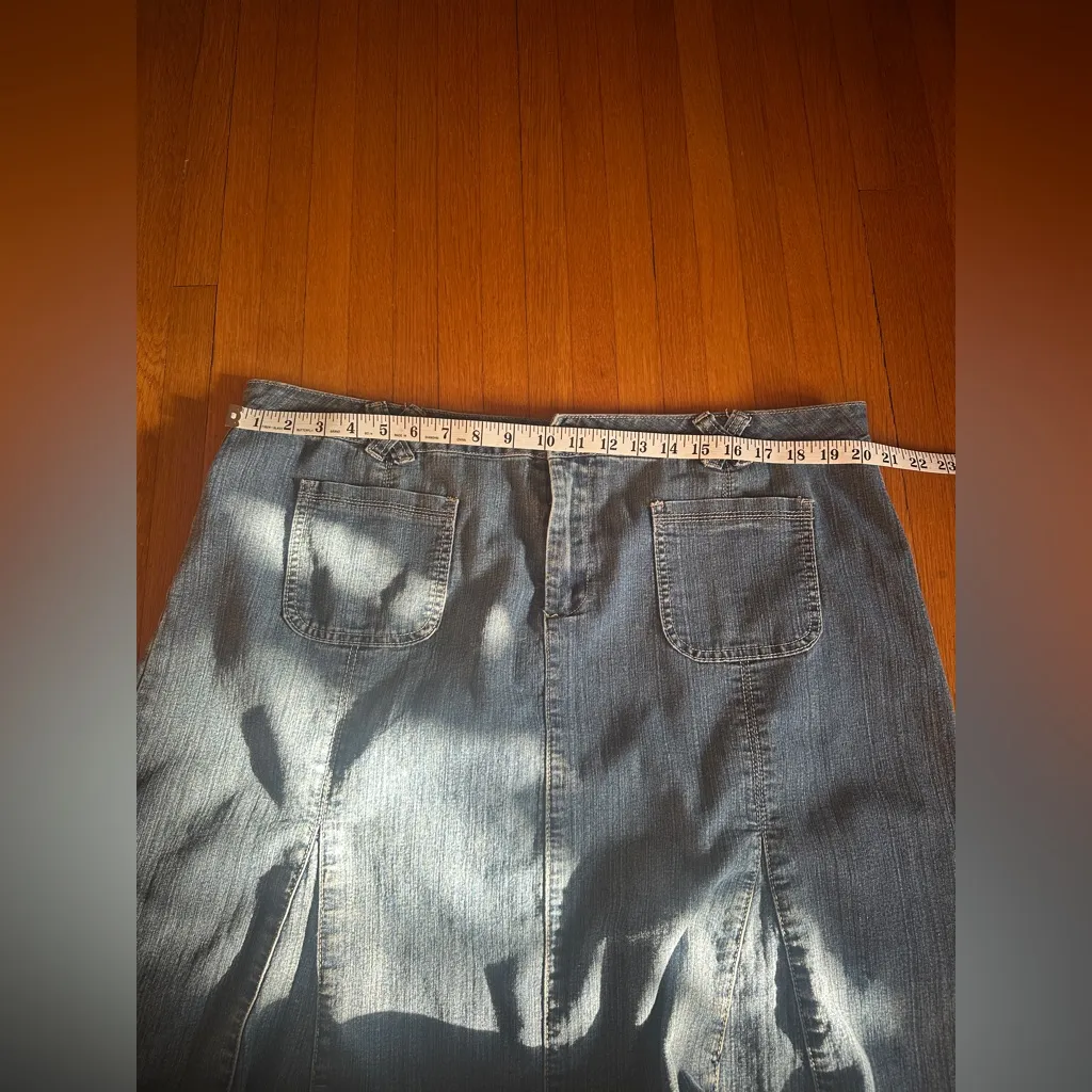 Y2K Mwah Jeans Paneled Long Blue Denim Skirt, Size 18W - Image 4
