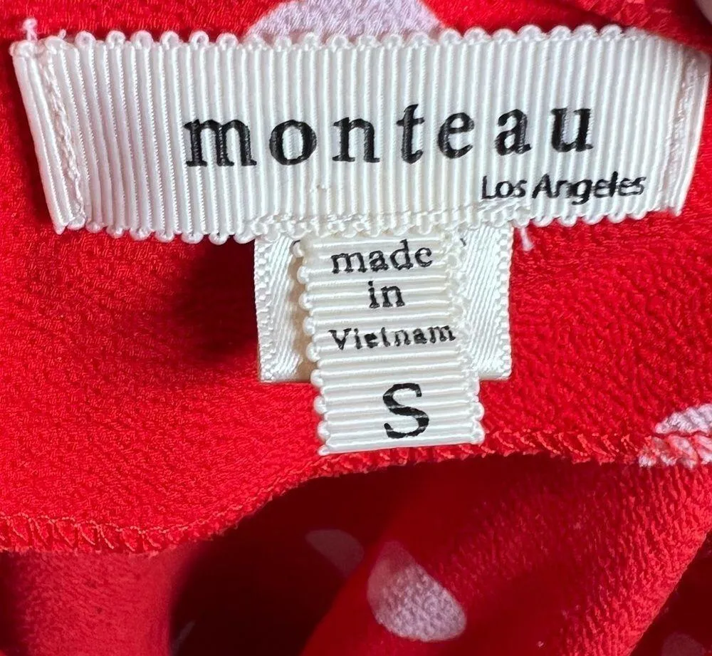 Red and white polka dot off shoulder scallop top size small - Image 6