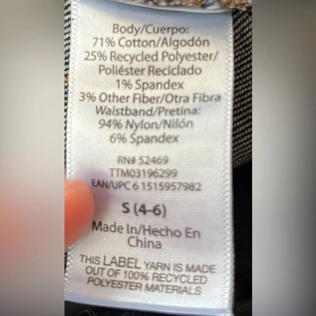 Time and Tru Women's Maternity Straight Leg Jeans with Belly Band size S Blue - Image 6