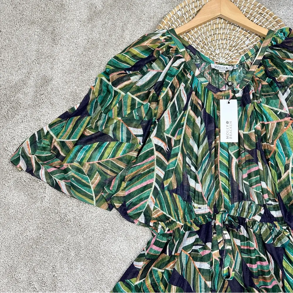 NWT Molly Bracken Bat Sleeve Dress Plant Pattern Tropical Beachy Green Aloha S - Image 5
