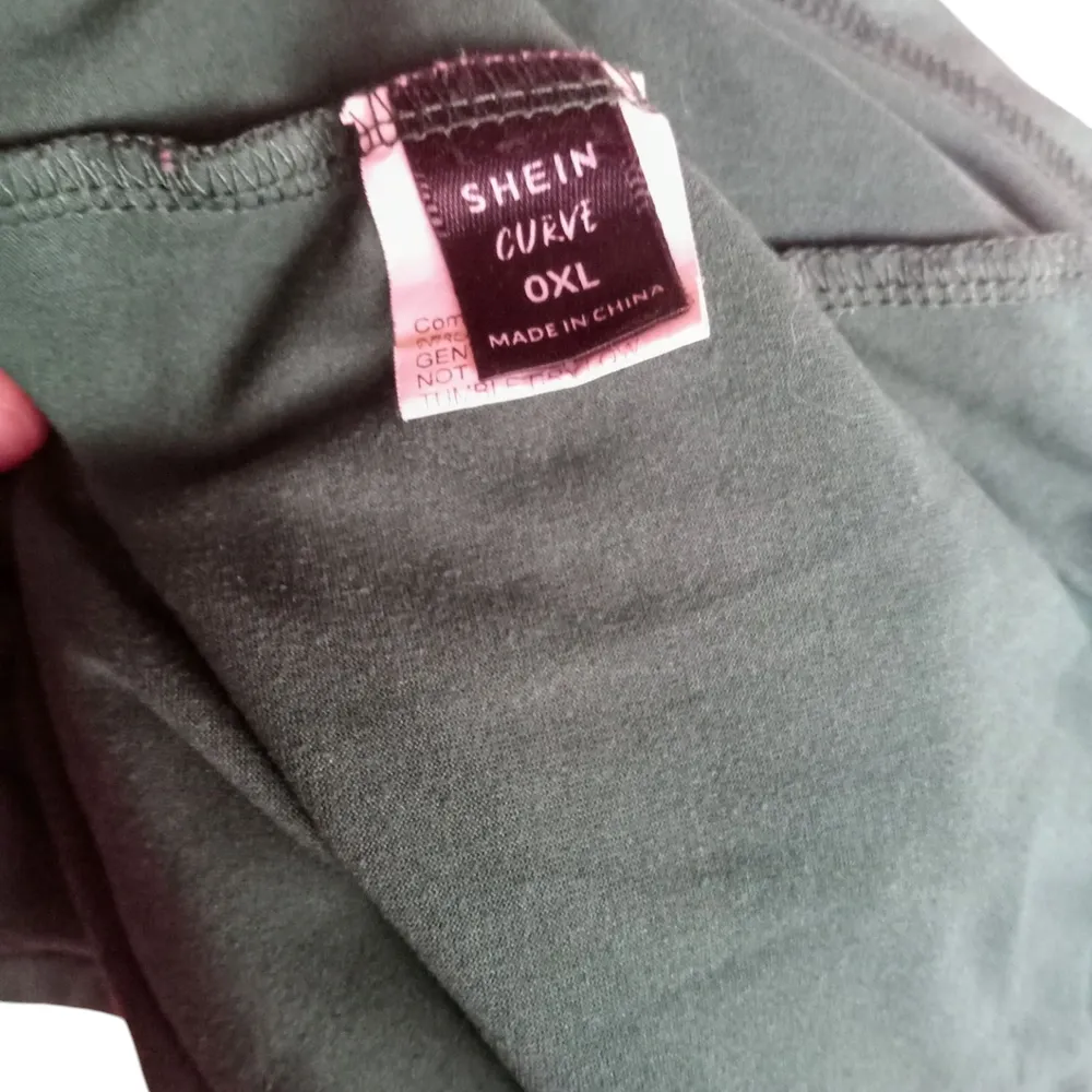 SHEIN Green Asymmetrical Bodycon Dress - Image 6