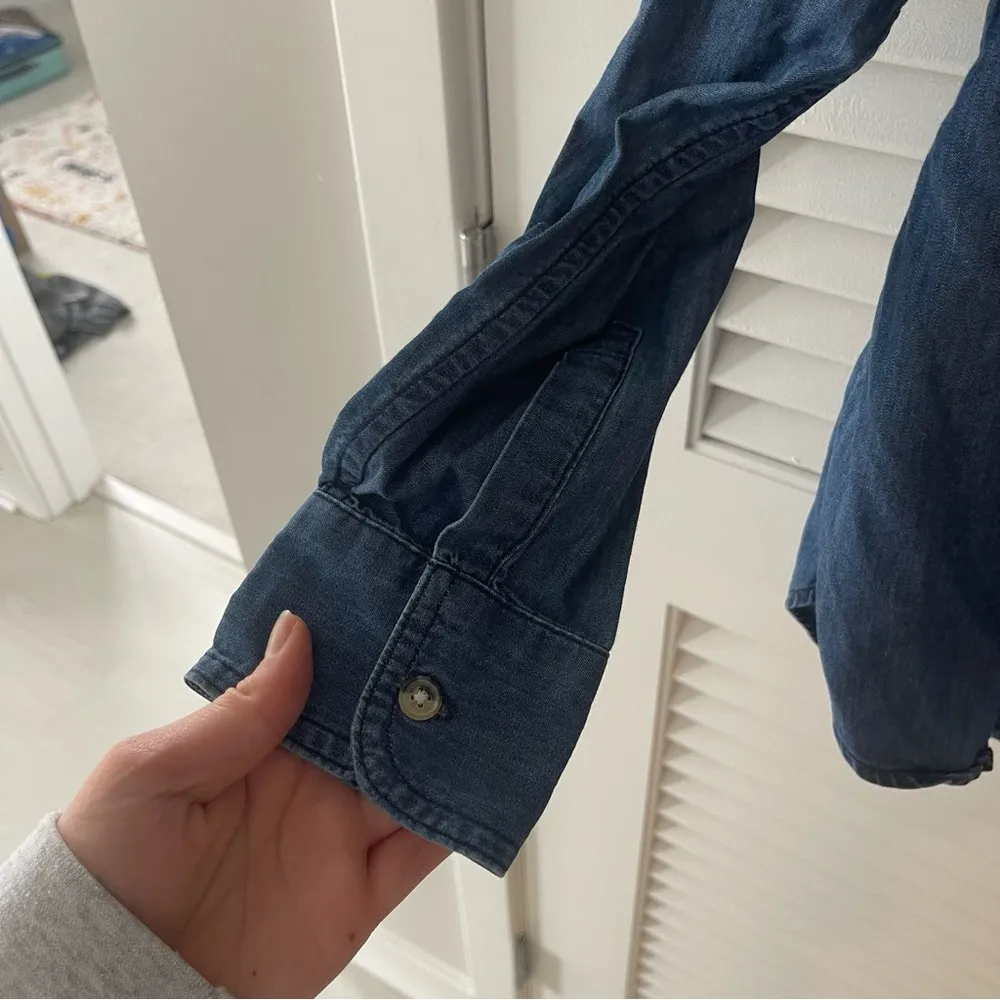 Banana Republic  Button Down - Image 3