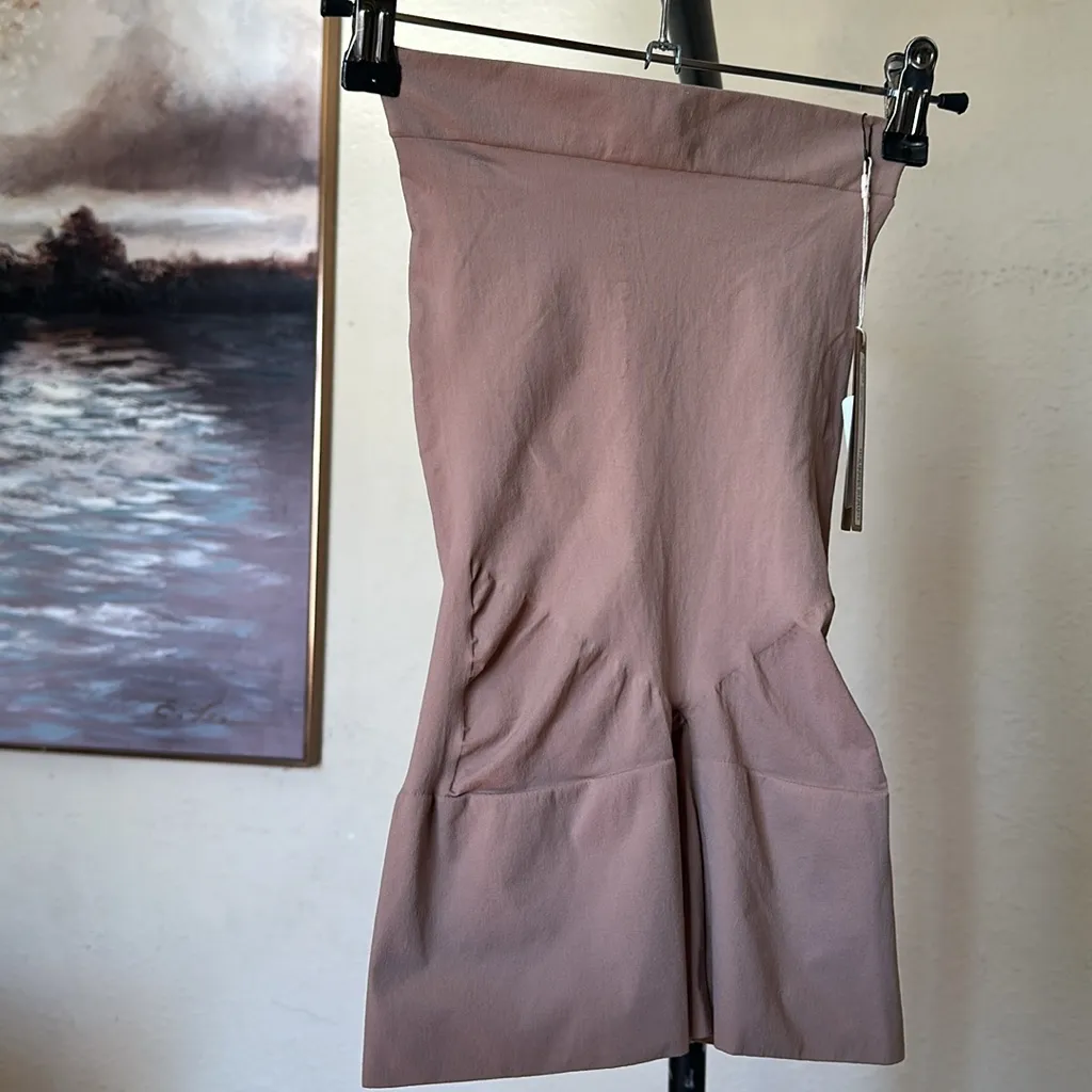 Skims‎ Everyday Sculpt Short Sienna Size M NWT - Image 5