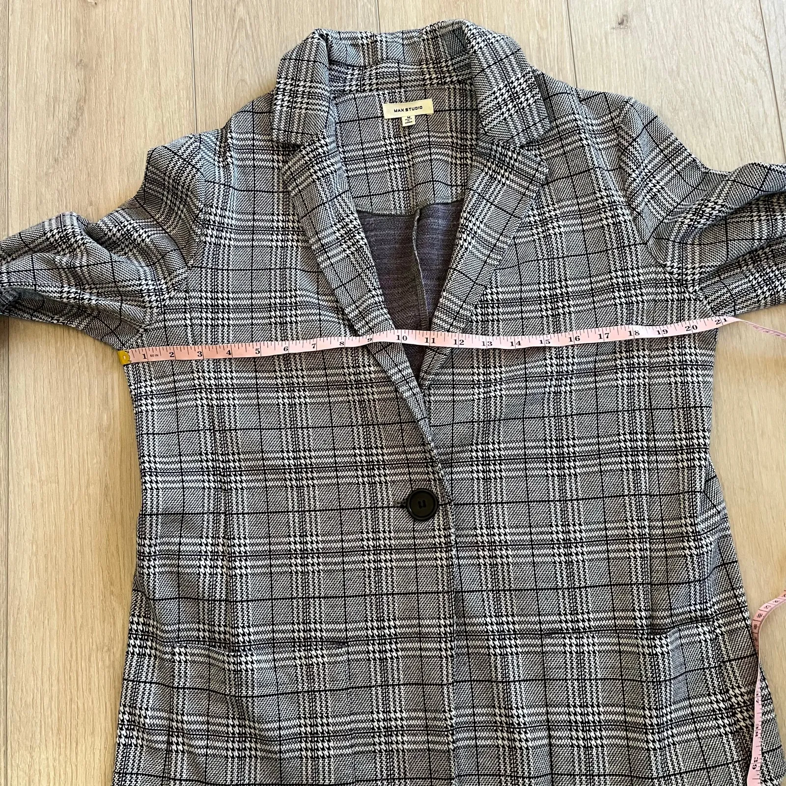 Max Studio Women’s Black & White Plaid Single Button Blazer Sz M - Image 7