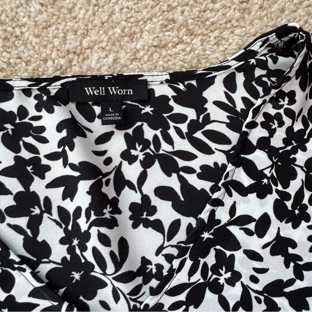 Short sleeve floral top - Image 2