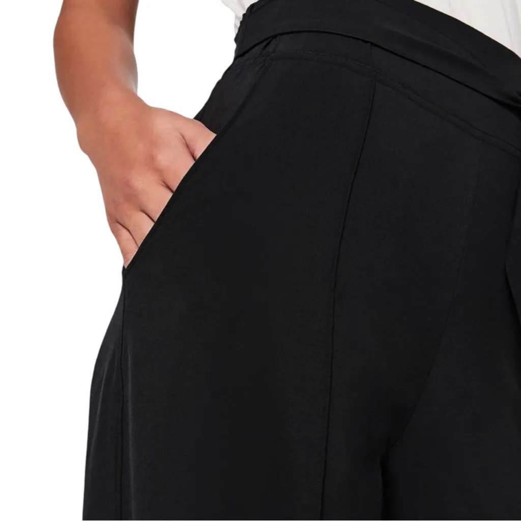 LULULEMON Noir Career Wide Leg Tie Waist Travel Black High Rise Pants Sz 6 - Image 4