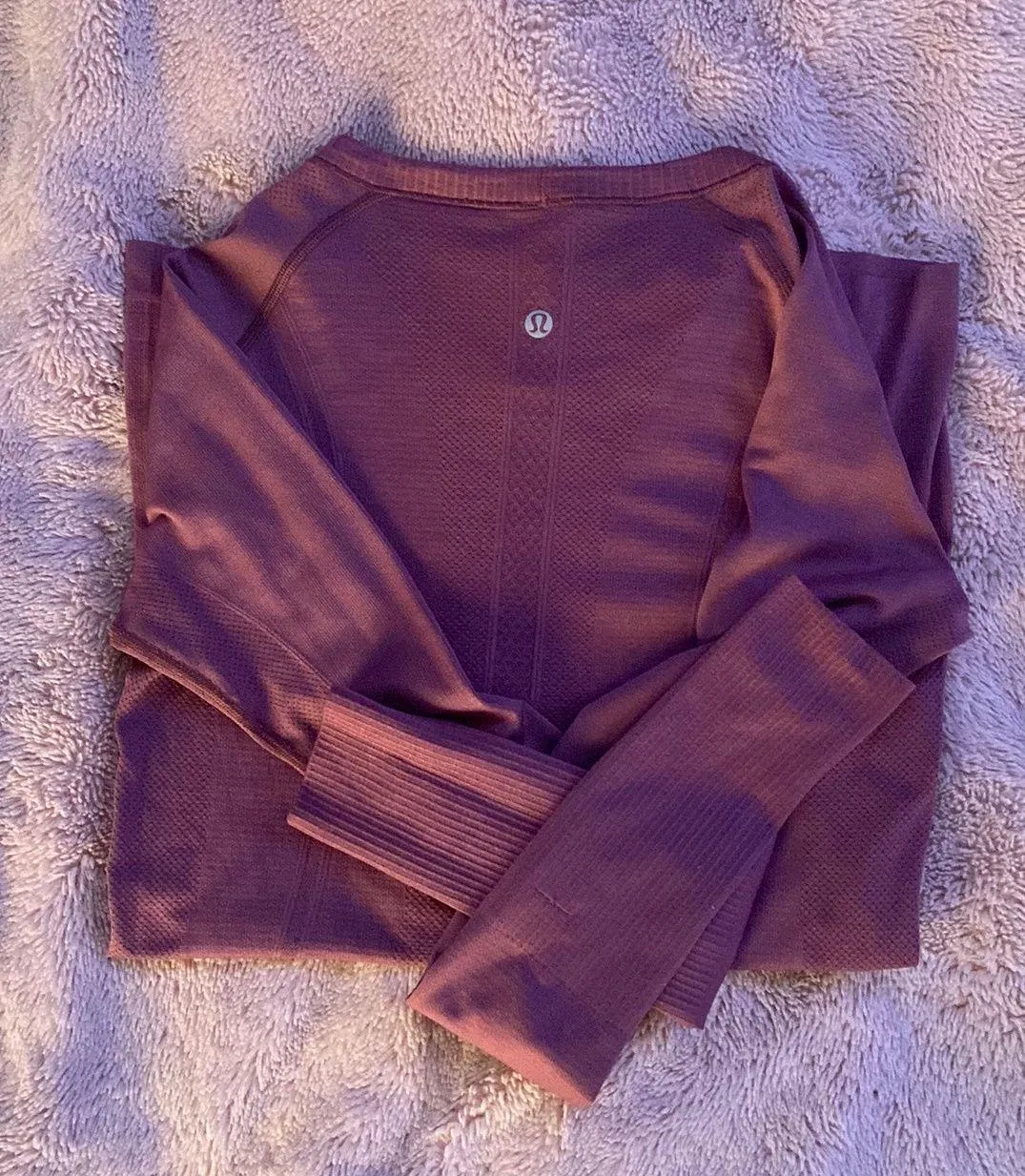 Lululemon Swiftly Tech Long Sleeve - Image 2