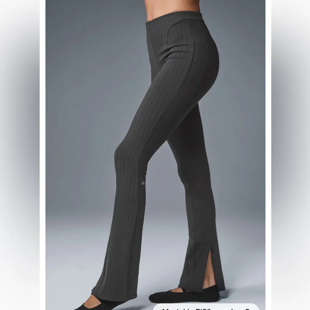 Alo Yoga High-Waist Pinstripe Zip It Flare Legging - Image 3