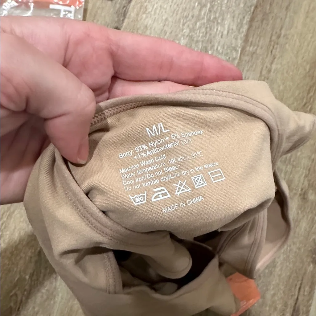 Tan Bodysuit shapewear Medium / large Size undefined - Image 4