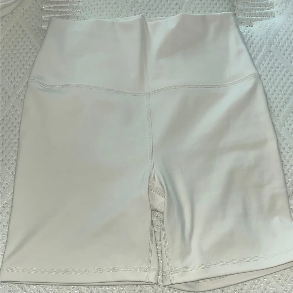 Set Active  LUXFORM Bike Shorts - Image 4