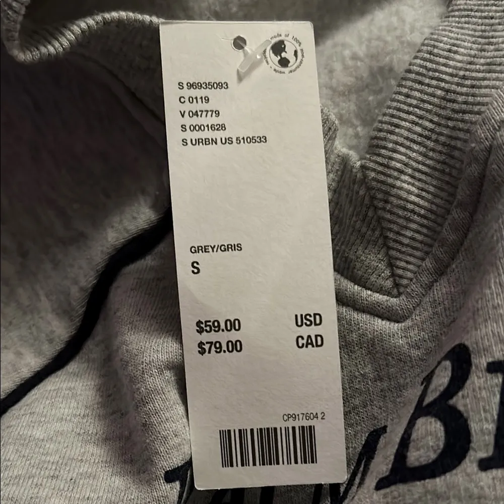 Cutest Gray New Urban Outfitters Vintage Palm Beach Sports Club Crewneck Sweater - Image 4