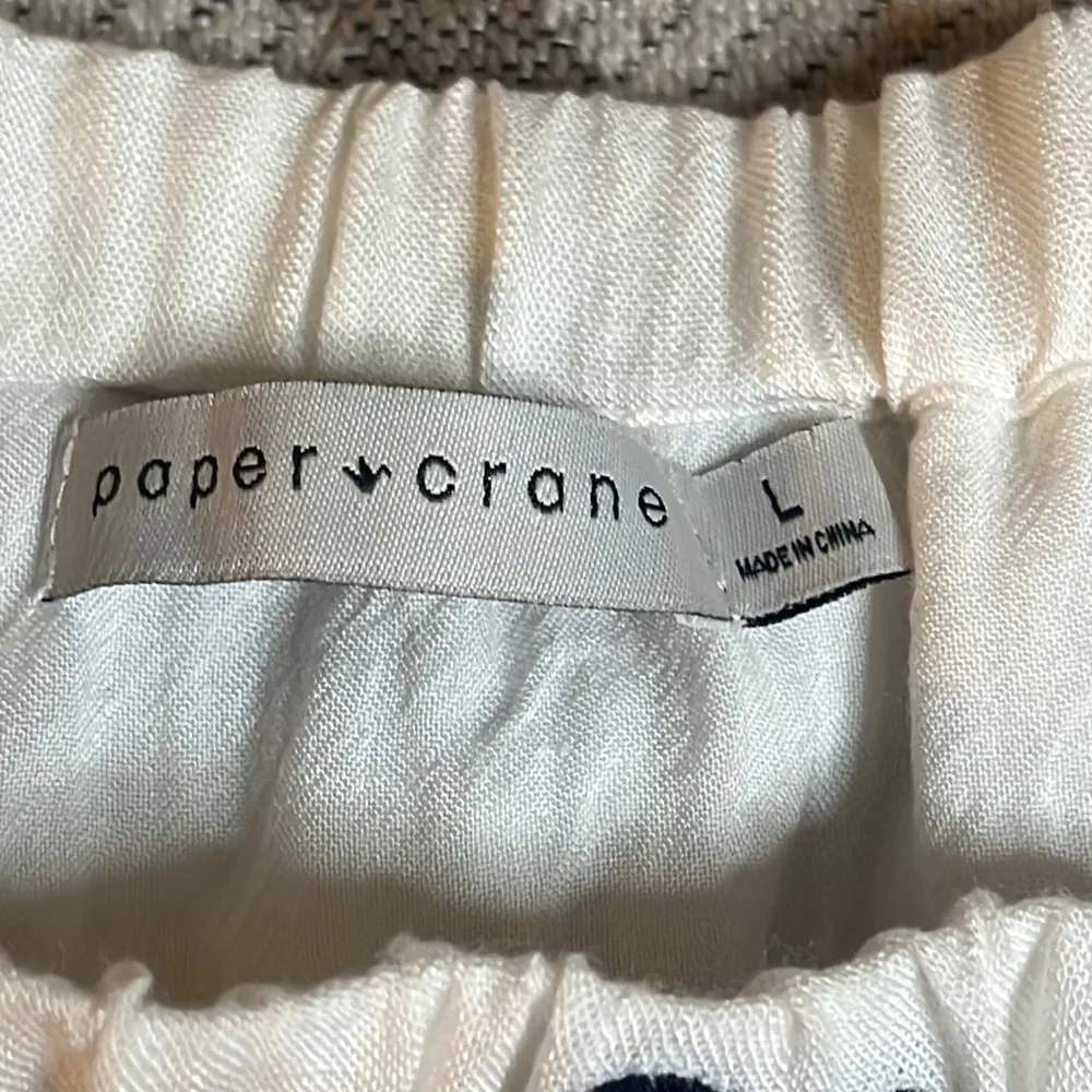 Paper crane cold shoulder white/blue floral embroidery neckline white mini dress - Image 4