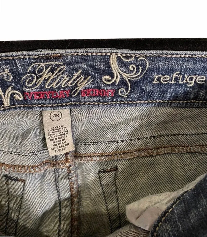 Refuge Flirty Everyday Skinny Jeans - 4R - Image 9