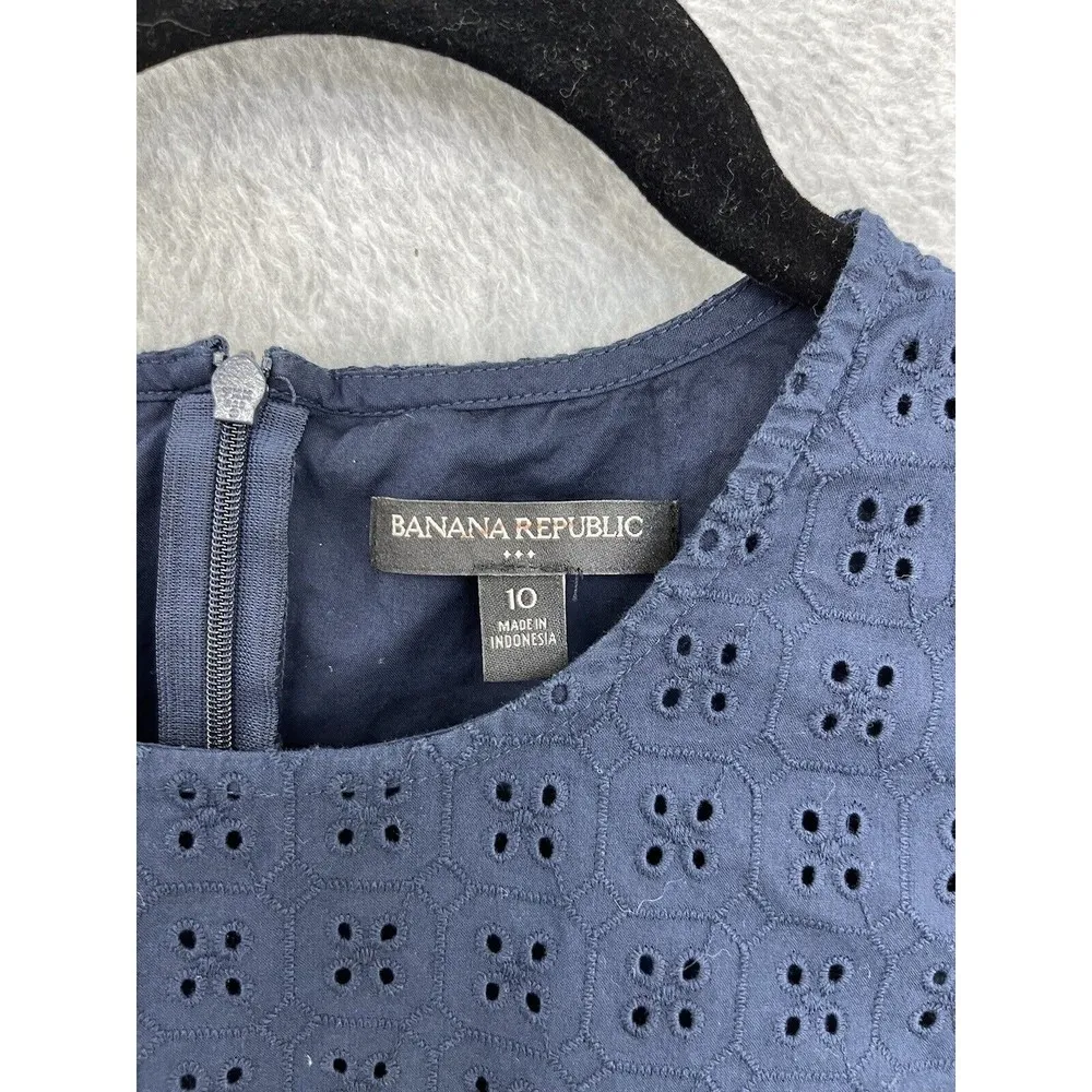 Banana Republic Women's Navy Blue Sleeveless Dress Eyelet Lined Size 10 Cotton - Image 8