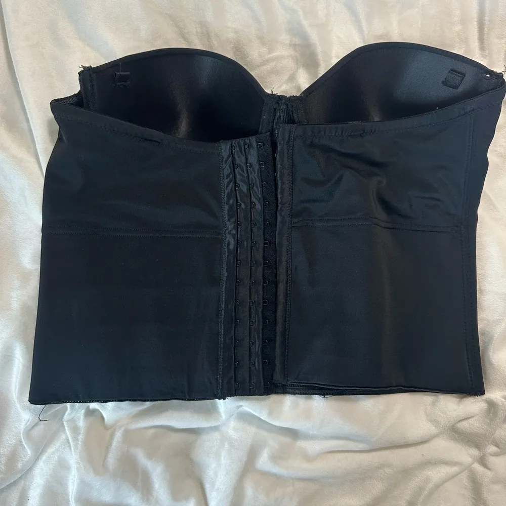 secret treasures Size 38D corset - Image 4