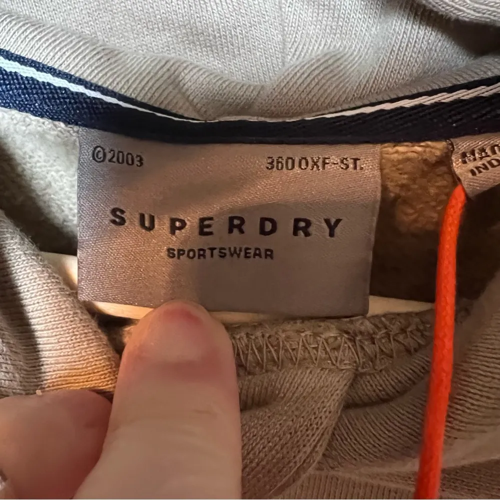 Superdry Micro Logo Embroidered Boxy Hoodie Women’s size 10 Taupe Sweatshirt NEW - Image 4