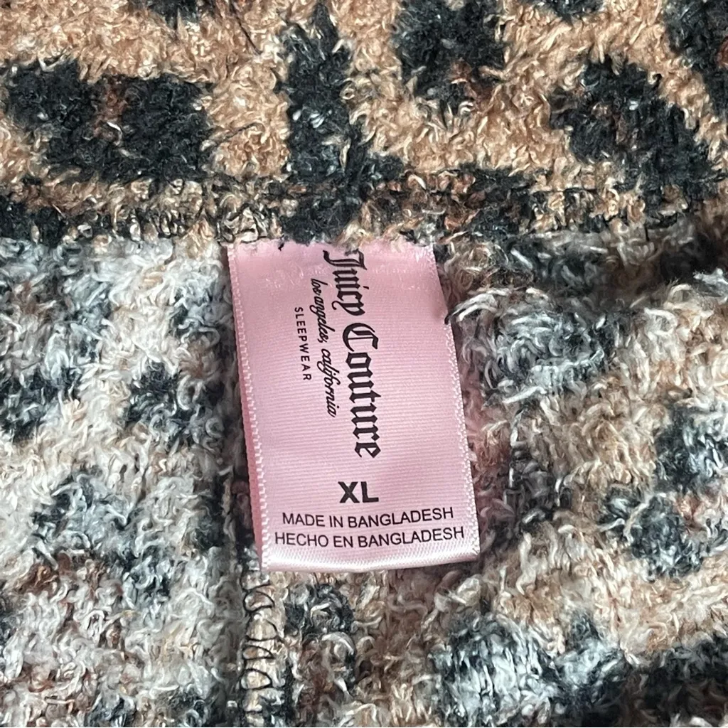 Juicy Couture Leopard Print Fuzzy Lounge Set Long sleeve top & Pants Pajama XL - Image 10