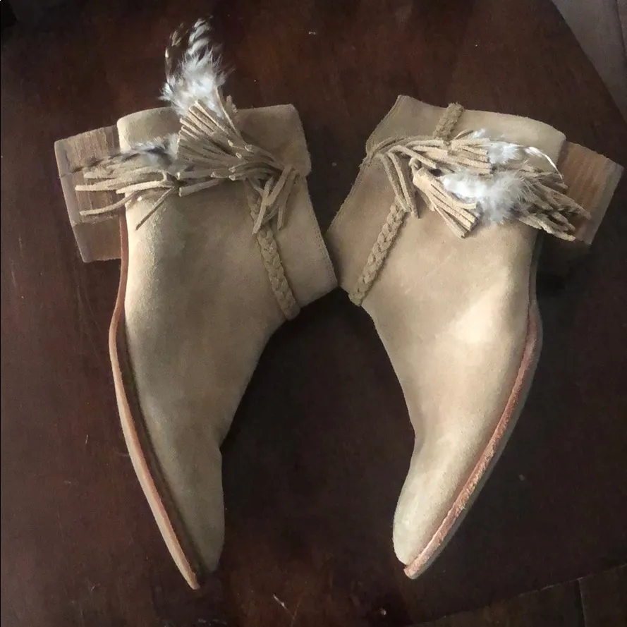 Gianni Bini Rorrie ankle suede fringe boots - Image 5