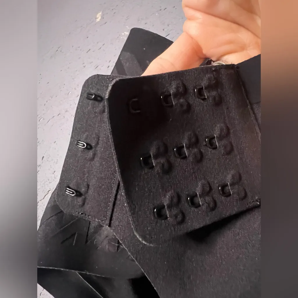 Honeylove Liftwear Silhouette Bra Bundle in colors Black and Sand. Size 38 D/DD Tan - Image 7